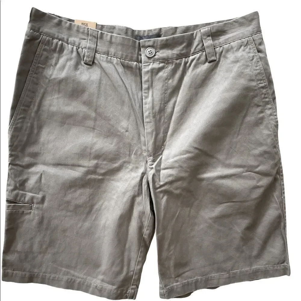 New with tags Dockers Olive  men’s shorts, size 34.